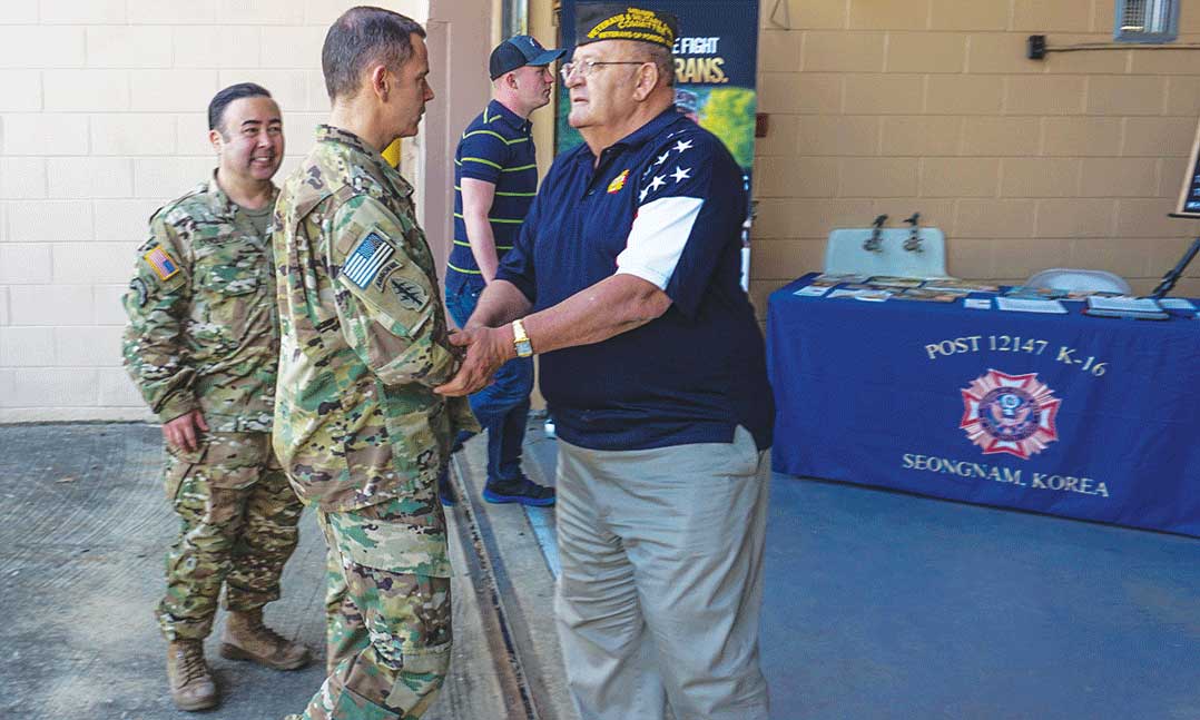 VFW Recruiter Larry Lyons