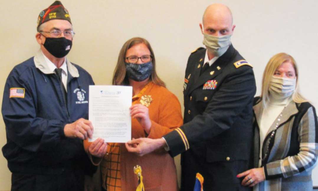 VFW Post 2113 presents a scholarship donation