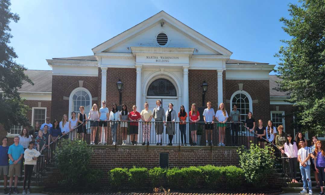 2022 VFW VOD state winners stand in front of the Freedoms Foundation at Valley Forge for a leadership summit