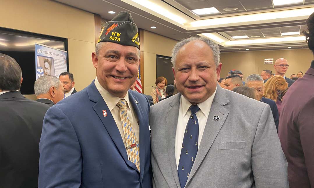 VFW Senior Vice Commander in Chief Duane Sarmiento and US Navy Secretary Carlos Del Toro