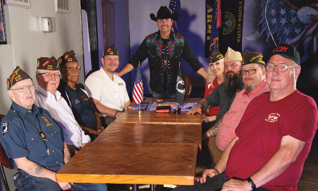 Country music star John Rich socializes with VFW Department of Tennessee members