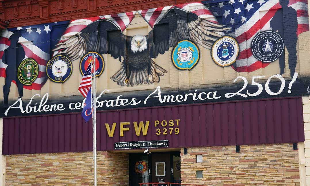 A mural on VFW Post 3279 in Abilene, Kan., recognizes America’s sesquicentennial