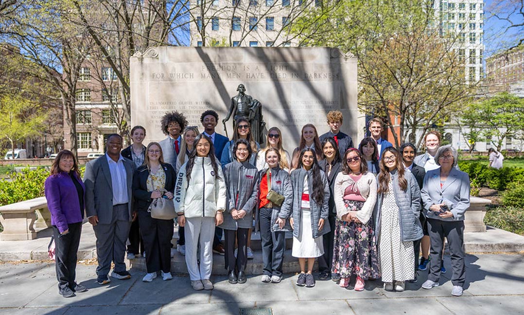 VFWDepartment Voice of Democracy (VOD) winners tour historic Philadelphia in April